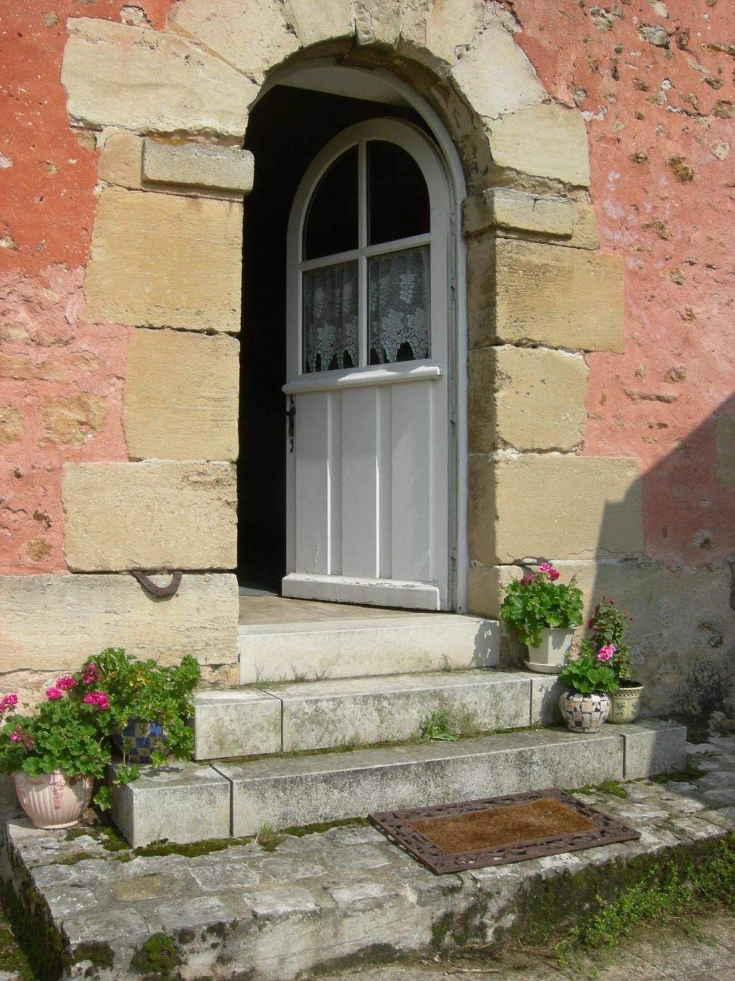 La Ferme Rose Bed & Breakfast Cergy Dış mekan fotoğraf